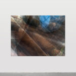 Ralph Kull, Mann die Treppe hinauf steigend, 2025